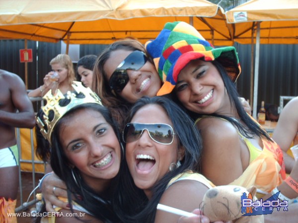 Balada: Fotos do carnaval em Ouro Preto 2009 com o Bloco da Praia