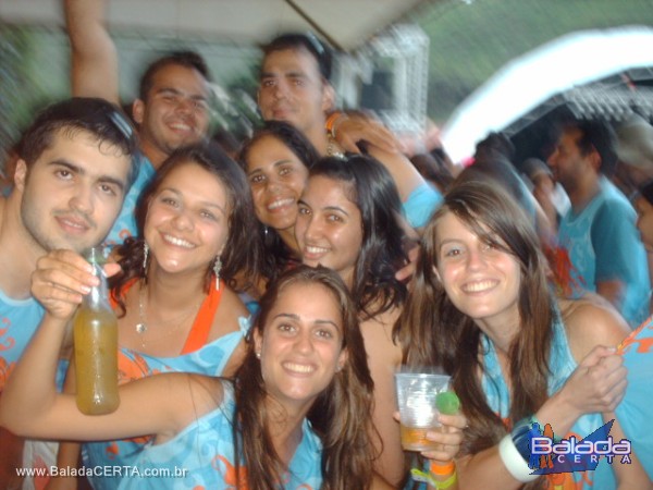 Balada: Fotos do carnaval em Ouro Preto 2009 com o Bloco da Praia
