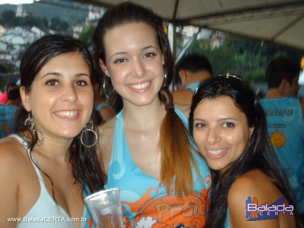Balada: Fotos do carnaval em Ouro Preto 2009 com o Bloco da Praia