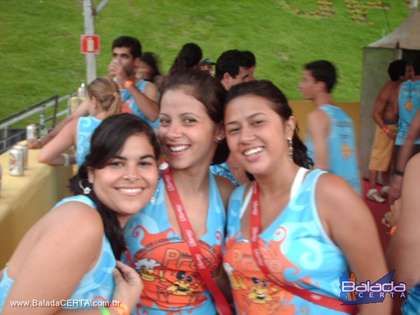 Balada: Fotos do carnaval em Ouro Preto 2009 com o Bloco da Praia