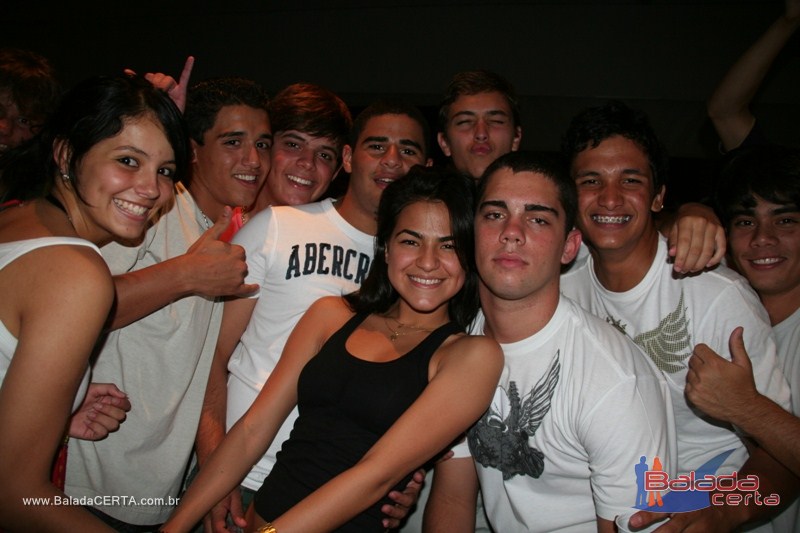 Balada: Fotos de domingo no Nana Bar em �guas Claras - DF