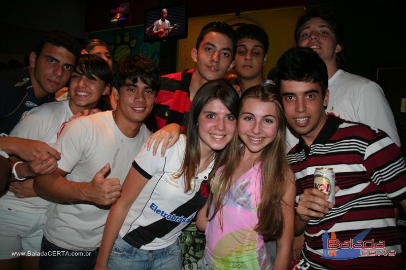Balada: Fotos de domingo no Nana Bar em �guas Claras - DF
