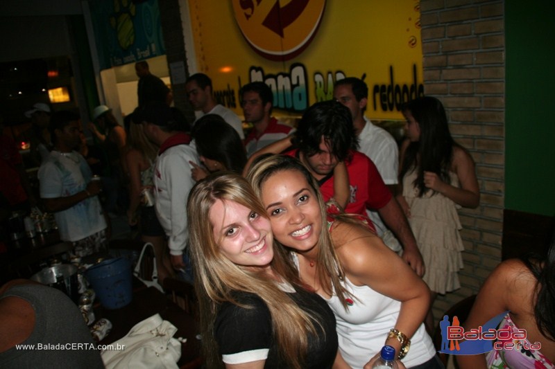 Balada: Fotos de domingo no Nana Bar em �guas Claras - DF