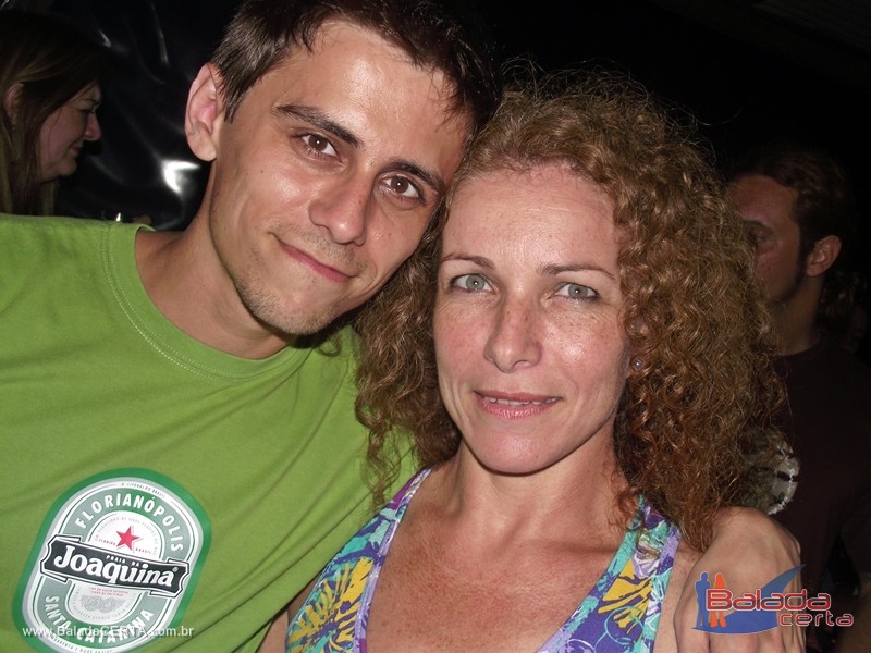 Balada: Fotos de tera-feira na De Raiz com a Banda Vamo Q Vamo em Floripa/SC