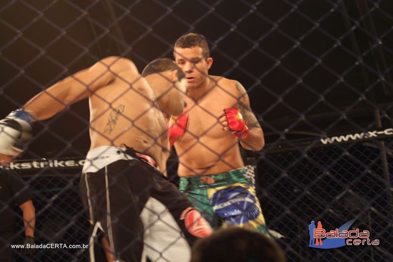 Balada: Braslia Rodeio Show - ROCKSTRIKE MMA - Parque Leo - DF