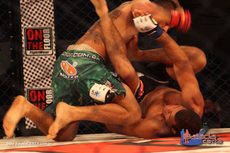 Balada: Braslia Rodeio Show - ROCKSTRIKE MMA - Parque Leo - DF