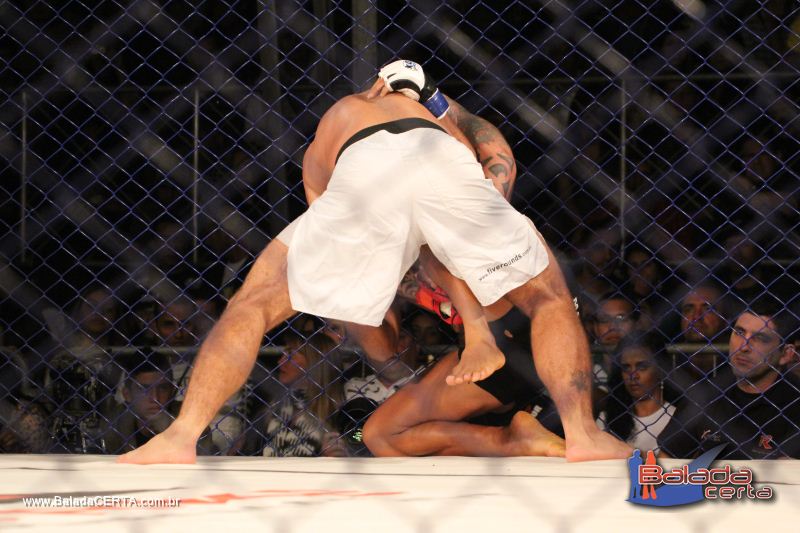 Balada: Braslia Rodeio Show - ROCKSTRIKE MMA - Parque Leo - DF