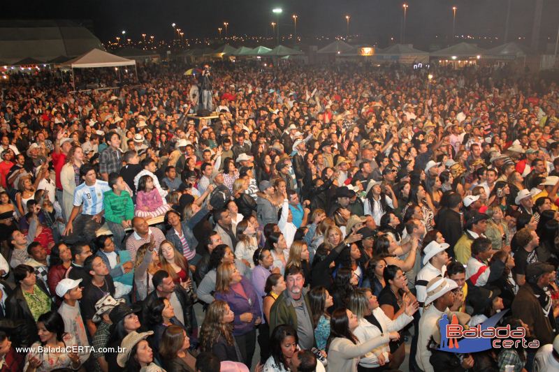 Balada: Braslia Rodeio Show - Parque Leo - DF