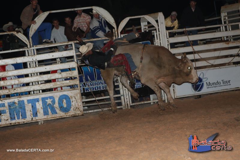 Balada: Braslia Rodeio Show - Parque Leo - DF