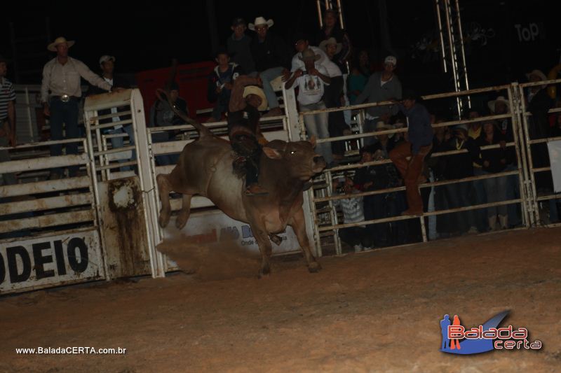 Balada: Braslia Rodeio Show - Parque Leo - DF