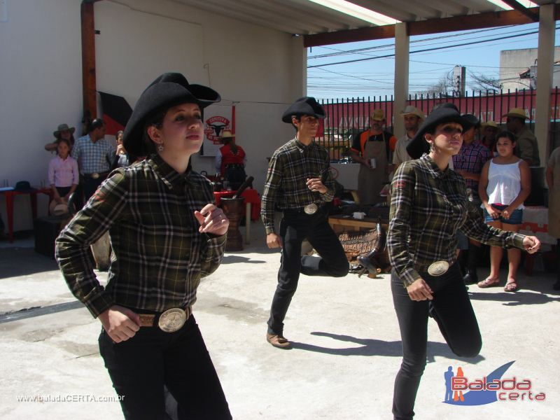 Balada: 1 Queima do Alho no Taa Cheia