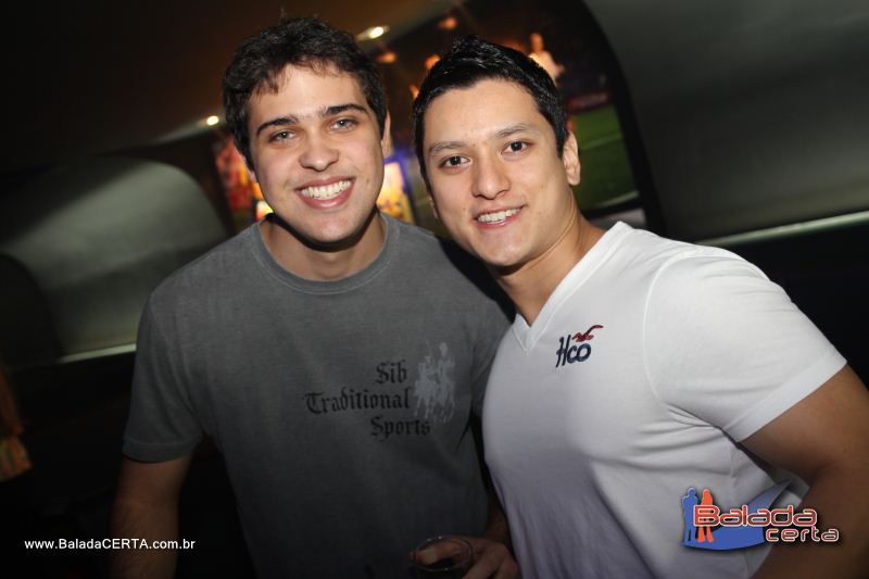 Balada: Fotos de Sexta no Brazucas Bar com Guilherme & Giulliano - �guas Claras - DF