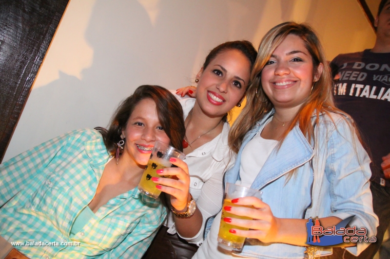 Balada: Fotos de Quinta Feira na Divina Choperia