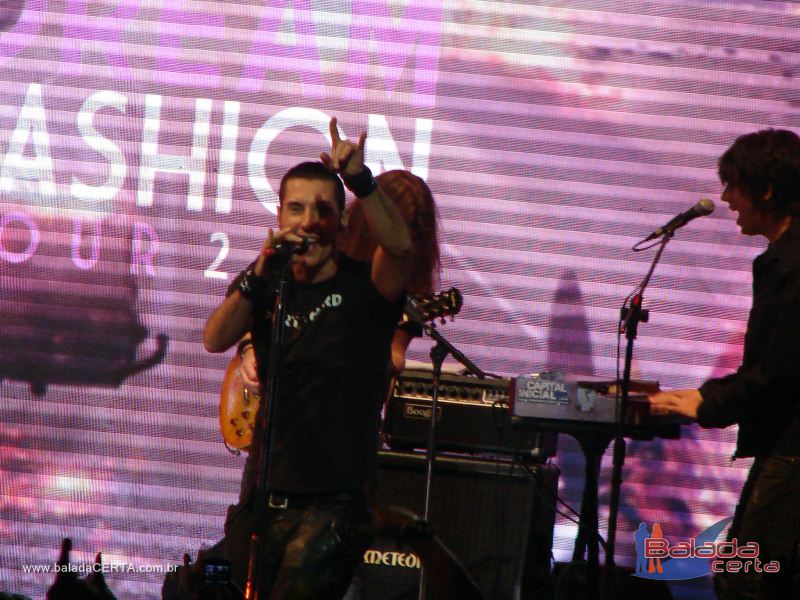 Balada: Monange Dream Fashion Tour 2011