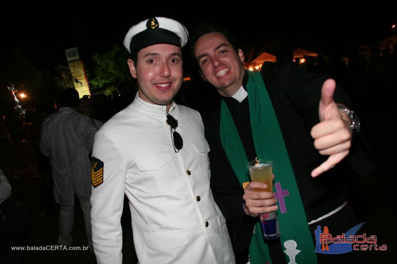 Balada: Fotos de sabado na Fantasy 2010 na ASBAC - DF