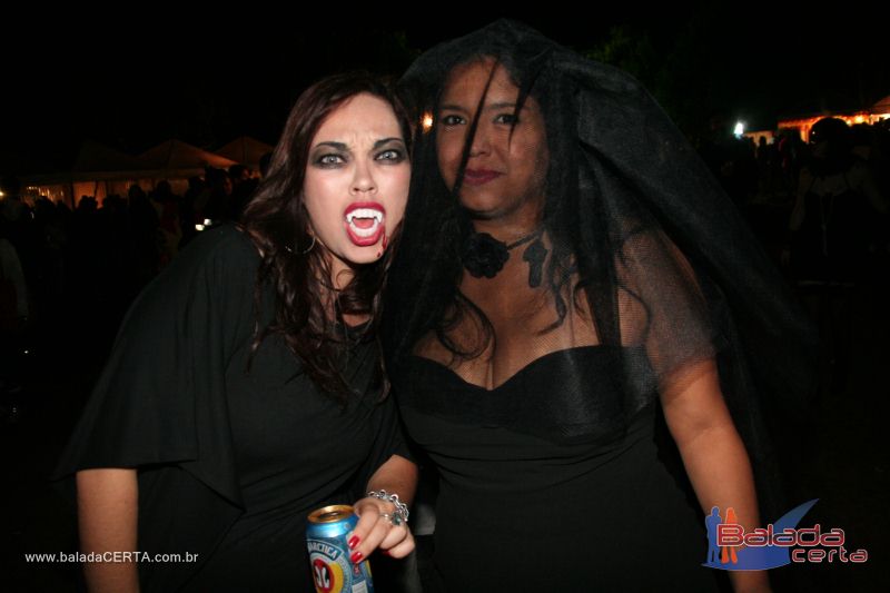 Balada: Fotos de sabado na Fantasy 2010 na ASBAC - DF