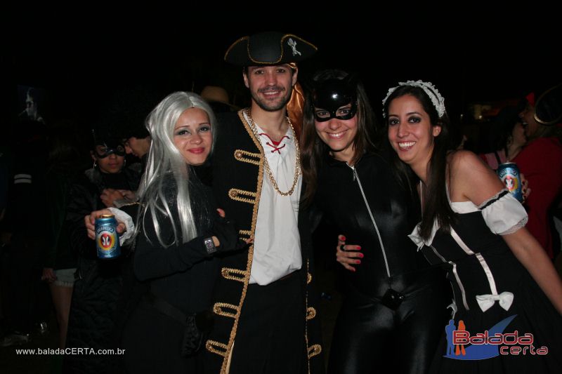 Balada: Fotos de sabado na Fantasy 2010 na ASBAC - DF