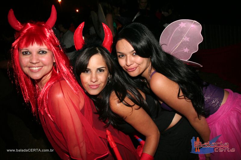 Balada: Fotos de sabado na Fantasy 2010 na ASBAC - DF
