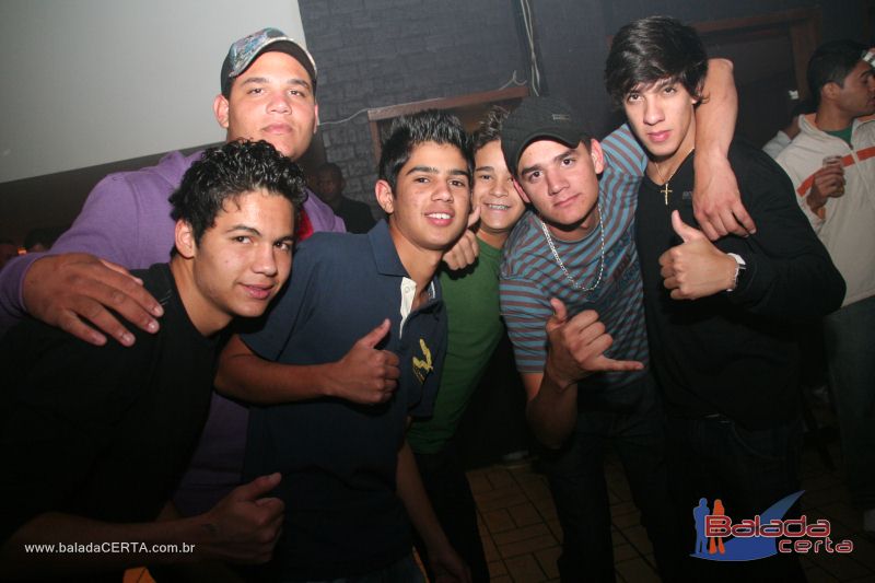 Balada: Fotos de quinta no Ca�apa Bar em Taguatinga - DF