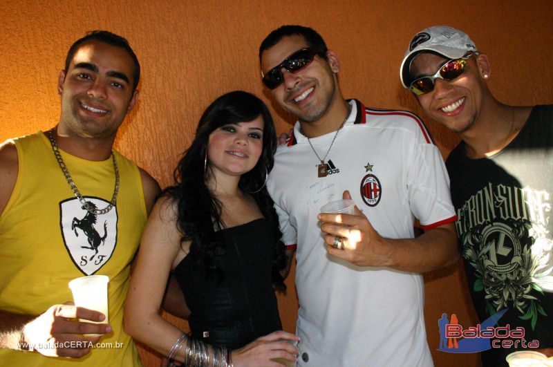 Balada: Fotos de domingo Niver da Suelen
