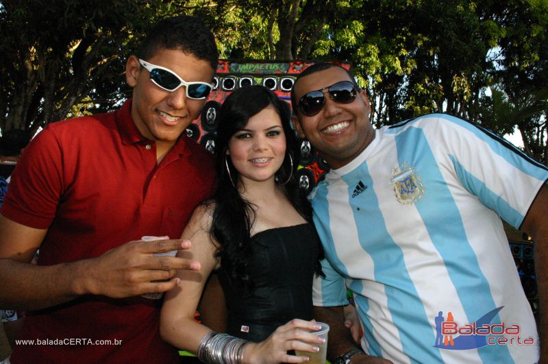 Balada: Fotos de domingo Niver da Suelen