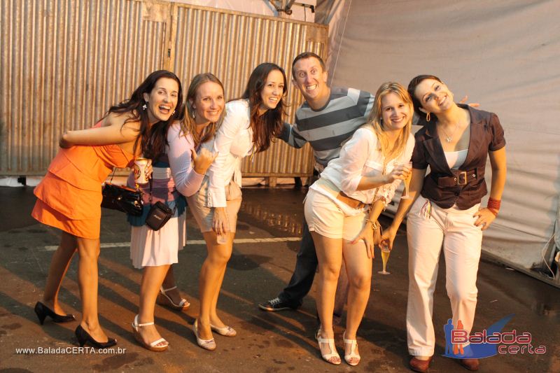 Balada: Festa de Fim de Ano - Nossa Praia 2011 - Junior & Marlon
