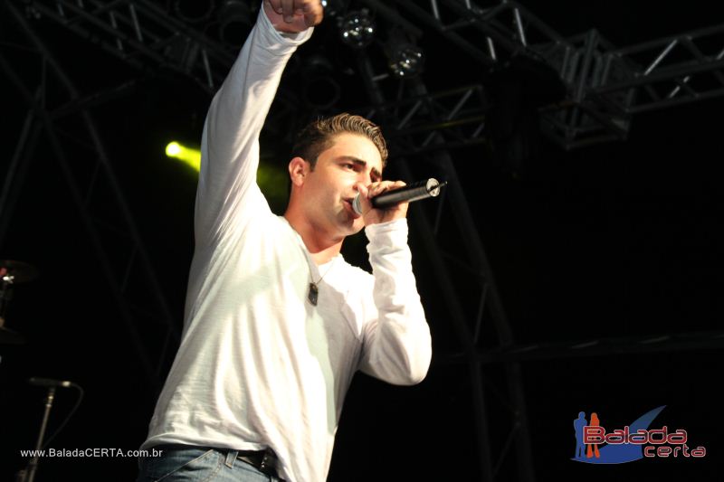 Balada: Festa de Fim de Ano - Nossa Praia 2011 - Junior & Marlon