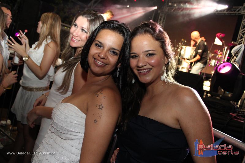 Balada: Festa de Fim de Ano - Nossa Praia 2011 - Junior & Marlon