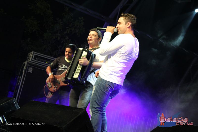 Balada: Festa de Fim de Ano - Nossa Praia 2011 - Junior & Marlon