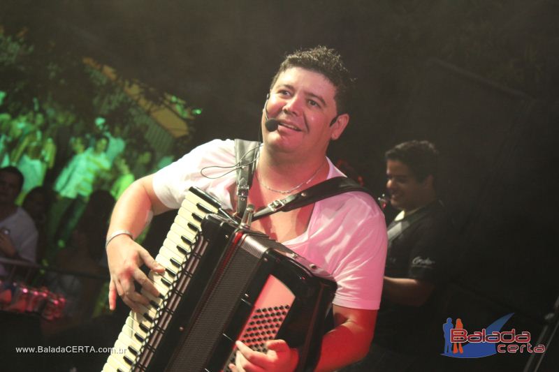 Balada: Festa de Fim de Ano - Nossa Praia 2011 - Junior & Marlon