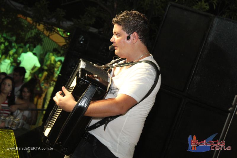 Balada: Festa de Fim de Ano - Nossa Praia 2011 - Junior & Marlon