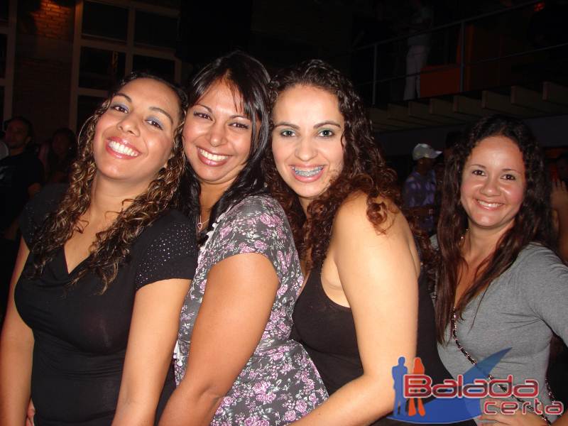 Balada: Show do Belo no Santa Clara