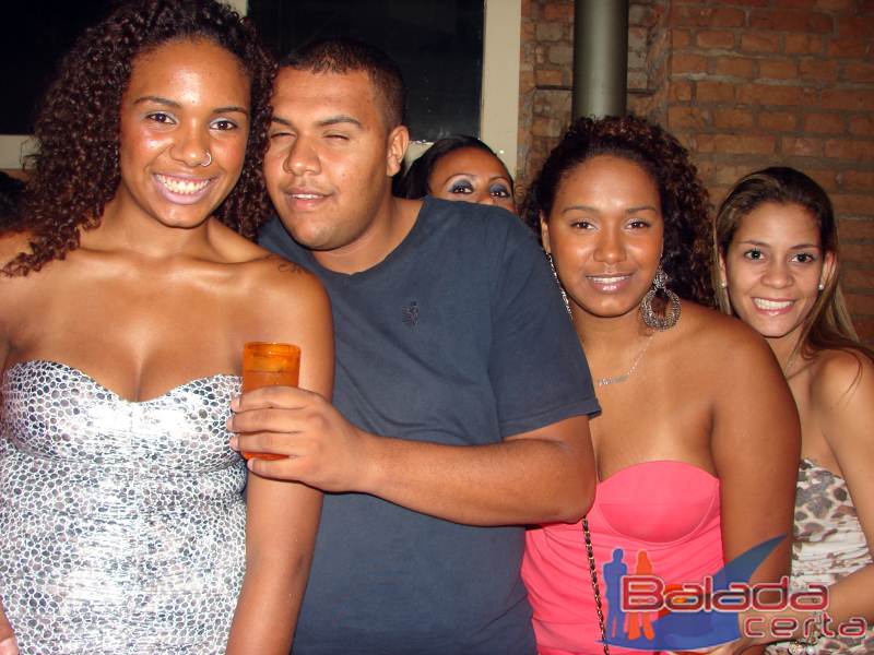 Balada: Show do Belo no Santa Clara