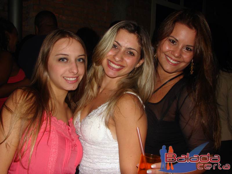 Balada: Show do Belo no Santa Clara