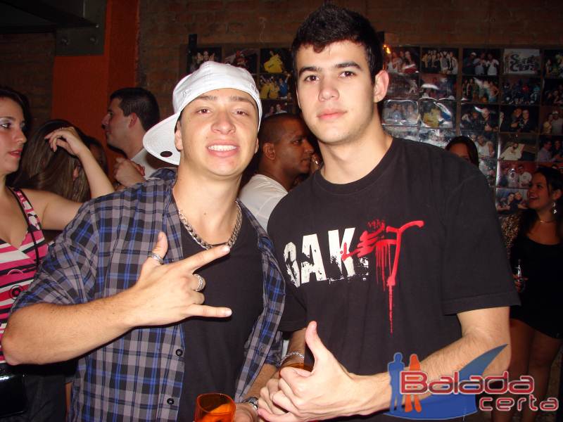 Balada: Show do Belo no Santa Clara