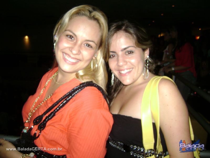 Balada: Fotos da Festa Michel Tel�, no coliseu hall em uberlandia/MG