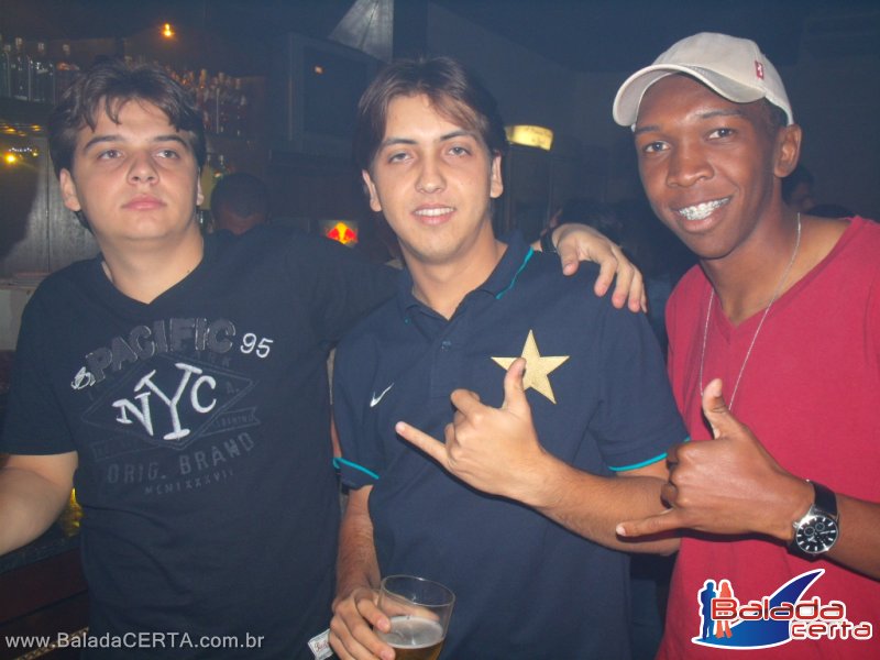 Balada: Fotos de Sexta no Vitorios Hall em Uberlandia/MG
