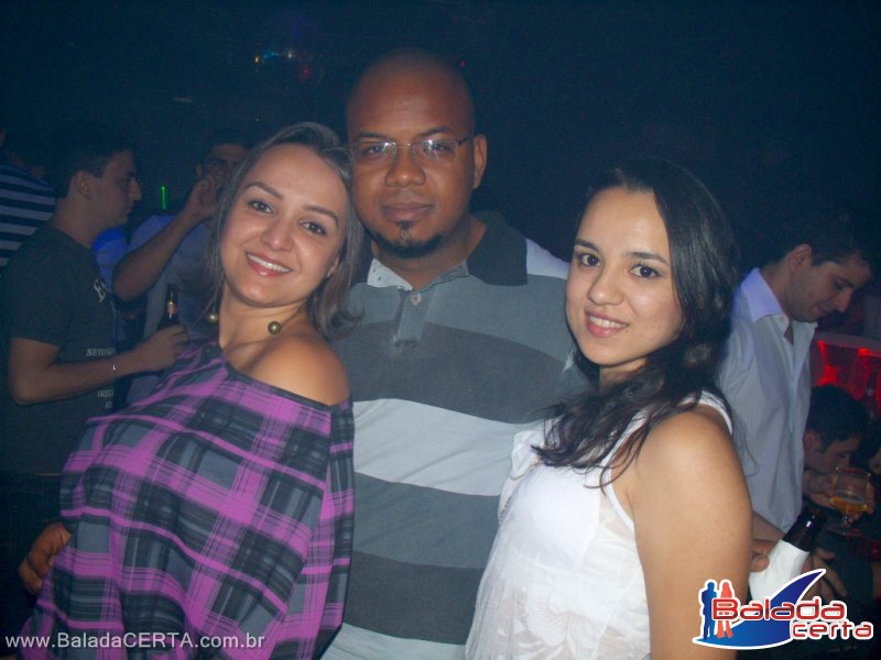 Balada: Fotos de Sexta no Vitorios Hall em Uberlandia/MG