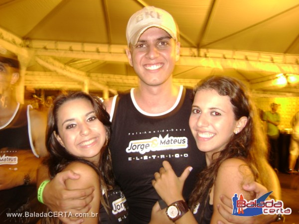 Balada: Fotos da Festa Jorge e Mateus Eltrico no Camaru em Uberlandia/MG