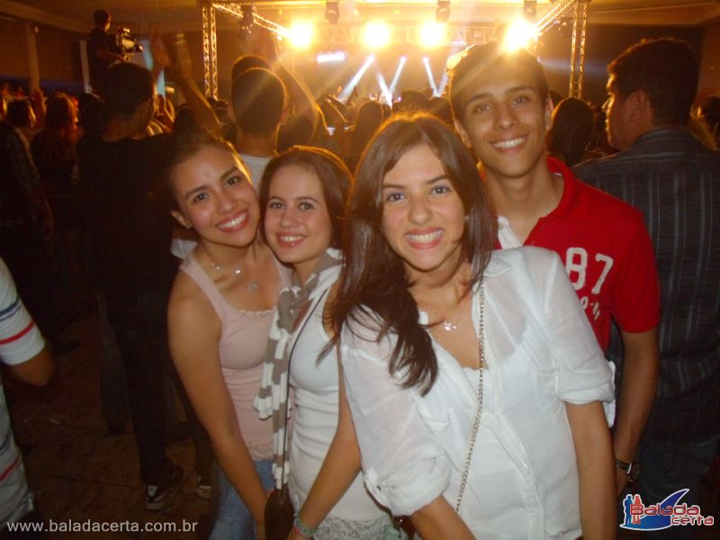 Balada: Fotos do Show Gusttavo Lima