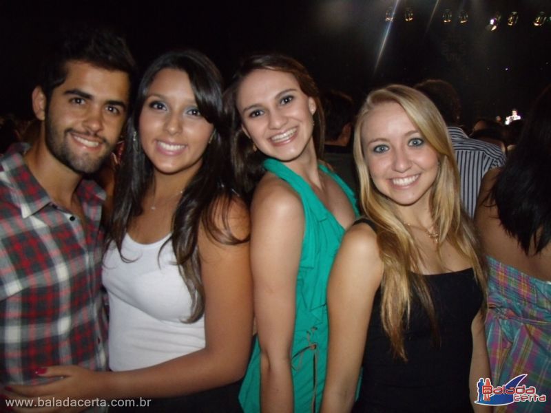 Balada: Fotos do Show Fred & Gustavo, no Center Convention em Uberlandia