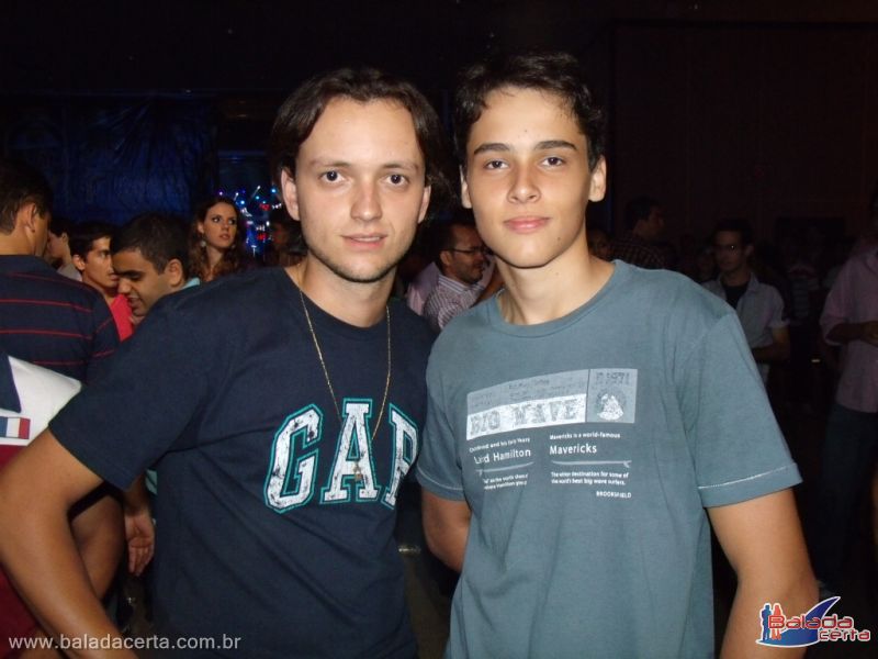 Balada: Fotos do Show Fred & Gustavo, no Center Convention em Uberlandia