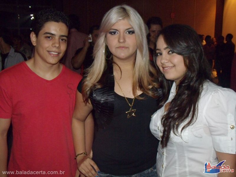 Balada: Fotos do Show Fred & Gustavo, no Center Convention em Uberlandia