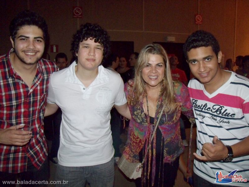 Balada: Fotos do Show Fred & Gustavo, no Center Convention em Uberlandia