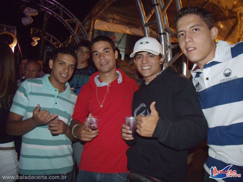 Balada: Warung Tour 2011