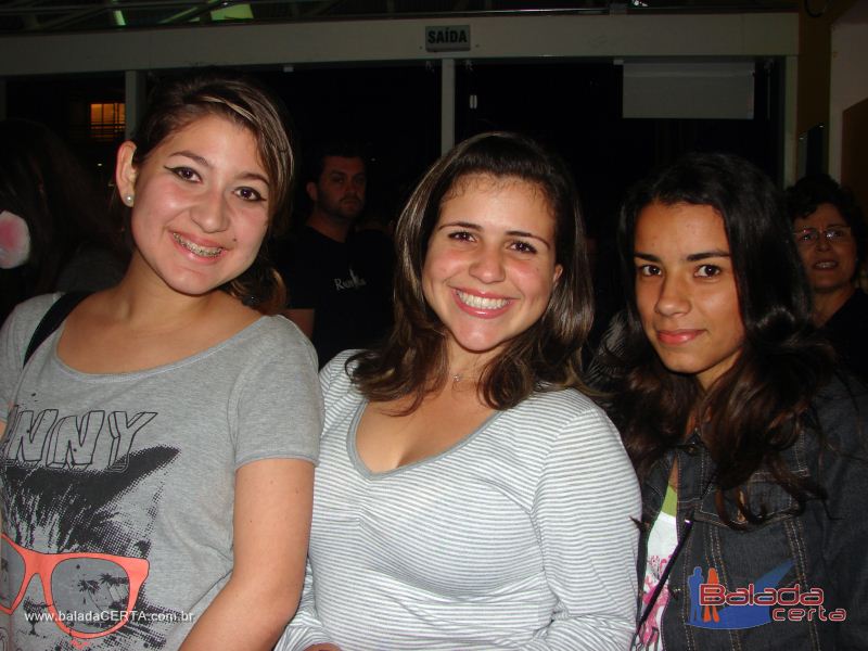 Balada: Show do Teatro Mgico