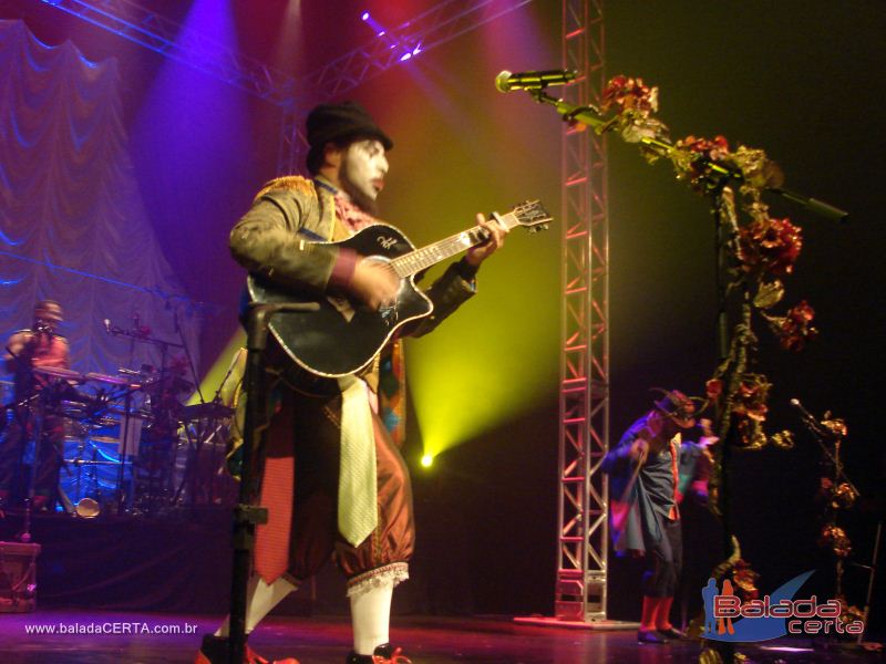 Balada: Show do Teatro Mgico