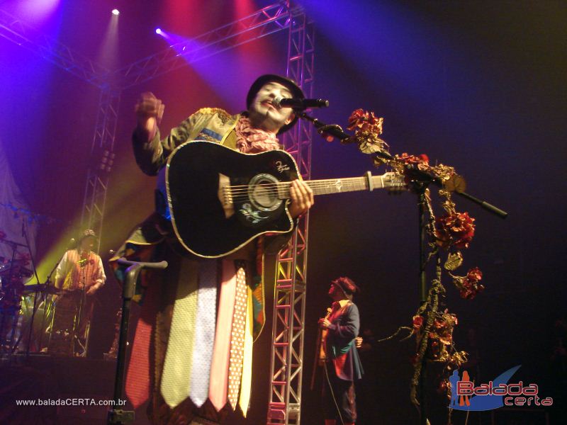Balada: Show do Teatro Mgico