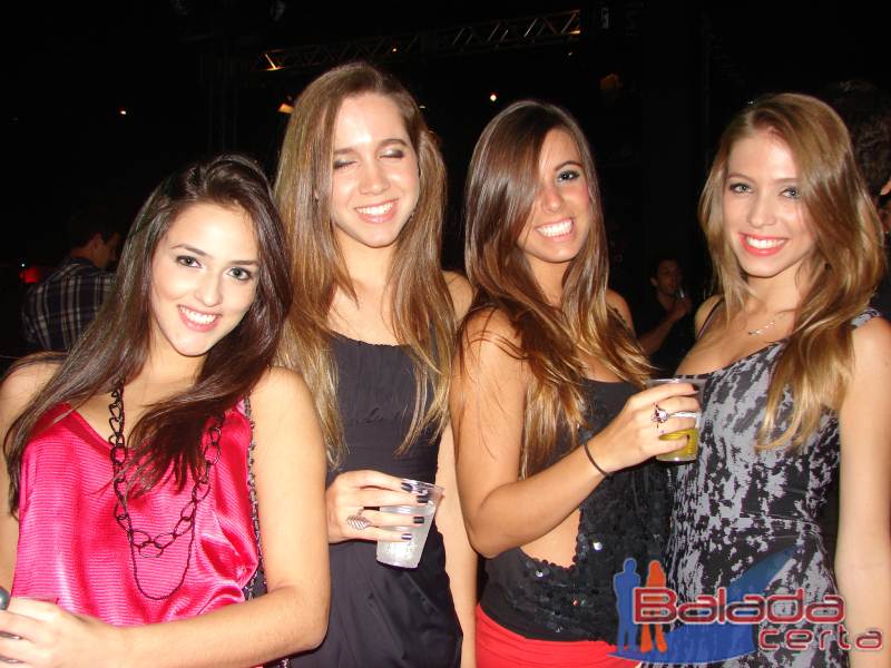 Balada: The Coliseum no Vila dos Ips