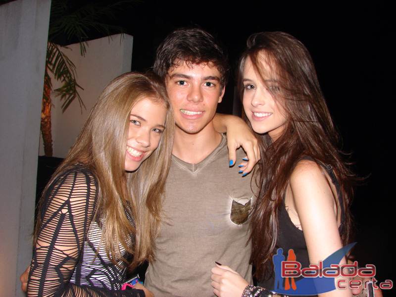 Balada: The Coliseum no Vila dos Ips